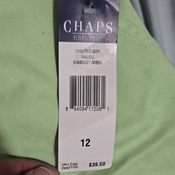 Chaps Malibu Somerset Green Shorts NWT Sz 12 Gold Buckle - Picture 7 of 10